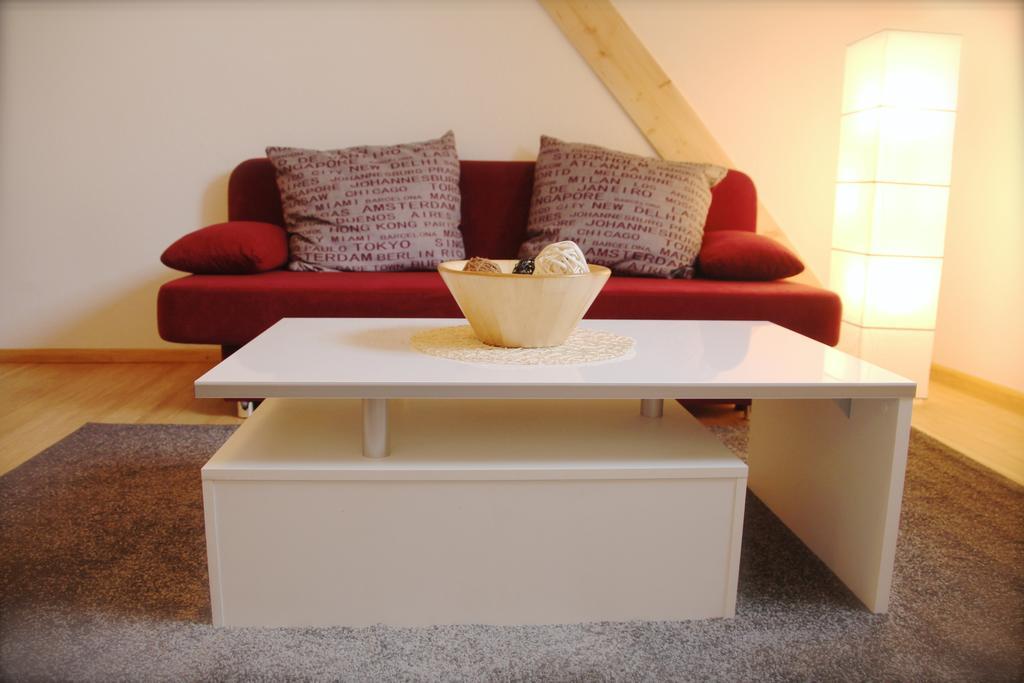 Ferienwohnung Kirchturmblick Euren 特里尔 外观 照片